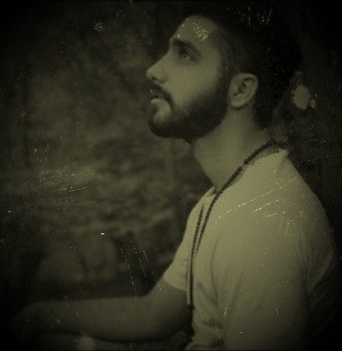 محمد امیری هرچی قرص خمه بان نه آرامم نکی